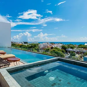 https://luxury-loft-at-kaab-south-beach.tulum-hotels.net